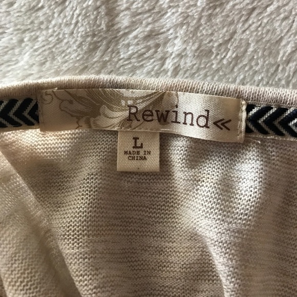 ✅host Pick✅ Rewind Top, Large - Picture 5 of 5